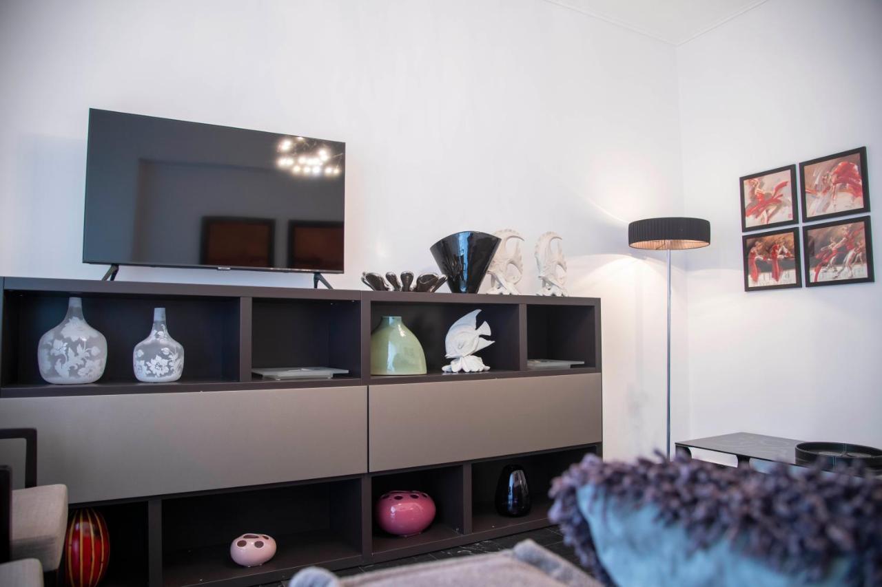 Konstantinos Stylish Brand New Apt In The Heart Of Atina Dış mekan fotoğraf